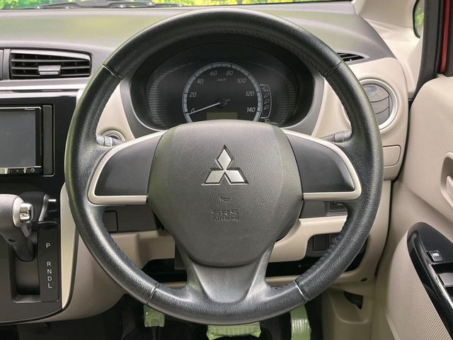 �y�����v�����X�e�A�����O�z�㎿�Ȋv���g�p���邱�ƂŁA��ɂ����������݂ƂĂ��^�]���₷���n���h���ł���