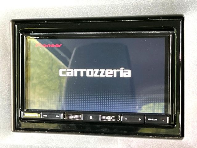 �y�i�r�Q�[�V�����z�g���₷���i�r�ŖړI�n�܂ł�������ē����Ă���܂��B�e��I�[�f�B�I�Đ��@�\���[�����Ă���A���Ԃ̉^�]������Ɋy�����Ȃ�܂�!!