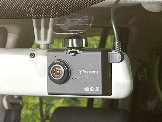 �y�h���C�u���R�[�_�[�z�h���C�u���R�[�_�[����!���s���͂������A������^�]�⎖�̂ɑ��������ہA�f���ŋL�^���A����̃��X�N�ɔ����܂��B���L�^�pSD�J�[�h�͂��q�l�����g�ł��������������K�v������܂��B