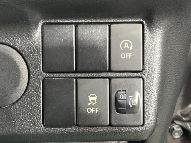 �y�A�C�h�����O�X�g�b�v�z�ԐM����a�؂Œ�Ԃ����ۂɃG���W�����~���A���ʂȔR���̏����}���܂��B�R��������ی�ɂȂ���@�\��G���W���̓u���[�L�𗣂��΍Ďn�����܂��B