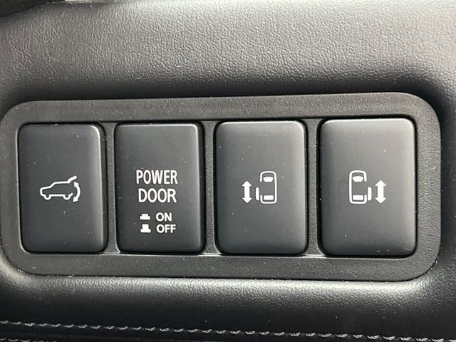 �y�����p���[�X���C�h�h�A�z�X�}�[�g�L�[��^�]�Ȃ̃X�C�b�`�Ō�ȗ����X���C�h�h�A�̊J���\���d��������͂����ăh�A���J����K�v�������A�����Ȃ��q�l�ł��ȒP�ɊJ���߂ł����K�ł���