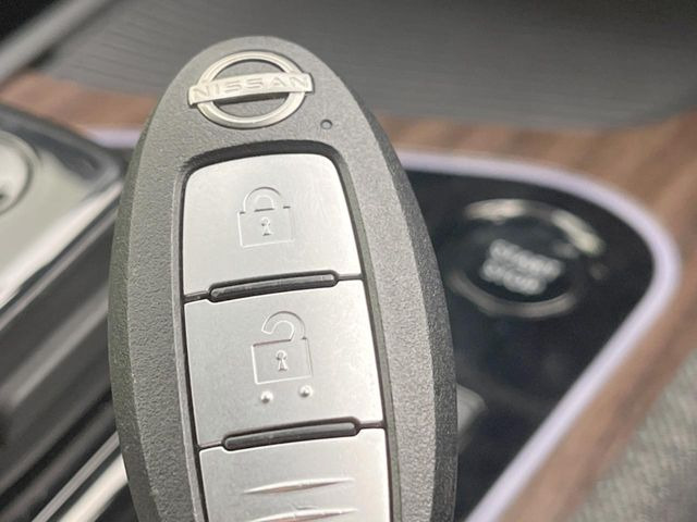 �y�C���e���W�F���g���[���~���[�z��Ȃ̑傫�ȉו��⓯��҂Ō�����m�F���Â炢���ł����S!�J�������B�e�����ԗ�����̉f�������[���~���[���ɕ\���B�N���A�Ȏ��E�ŏ󋵂̊m�F���\�ł�!