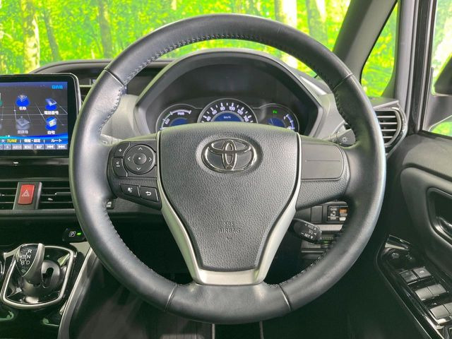 �y�����v�����X�e�A�����O�z�㎿�Ȋv���g�p���邱�ƂŁA��ɂ����������݂ƂĂ��^�]���₷���n���h���ł���