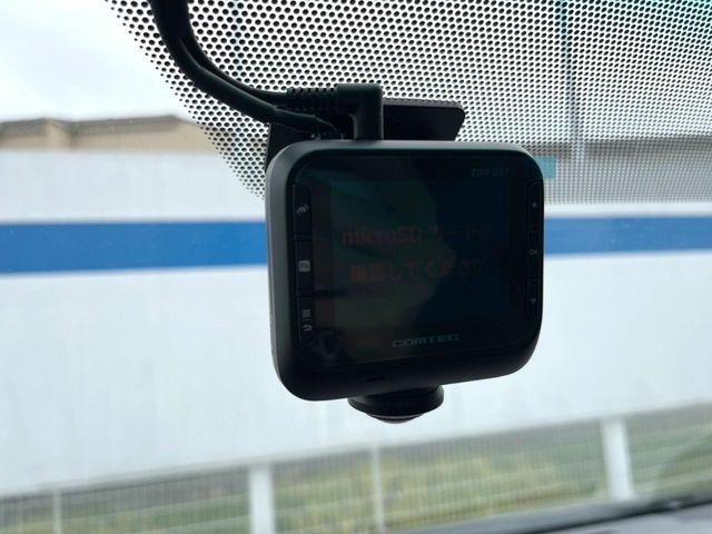 �y�h���C�u���R�[�_�[�z�h���C�u���R�[�_�[����!���s���͂������A������^�]�⎖�̂ɑ��������ہA�f���ŋL�^���A����̃��X�N�ɔ����܂��B���L�^�pSD�J�[�h�͂��q�l�����g�ł��������������K�v������܂��B