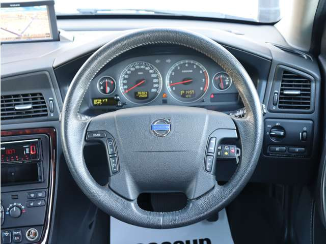 �y�����s�ǑΉ��͑S�Ă̌̏�ӏ���ۏ؂��܂��z�����̂��q���܂��A�Ŋ��̎����Ԑ����H��ɔ���������΁A�C����p�𓖎Ђ����x�������܂��B