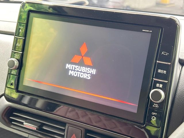 �y����9�^�i�r�z�l�C�̏����i�r�𑕔��B�I�[�f�B�I�@�\���[�����Ă���ABluetooth�ڑ�����΂������̃X�}�z��MP3�v���C���[�̉��y���Đ��\!�����̉^�]������Ɋy�����Ȃ�܂�