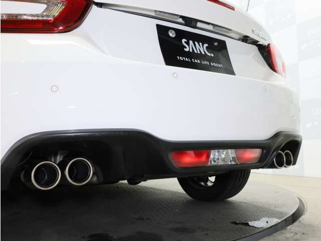 アバルト124スパイダーメイク ユア スパイダー