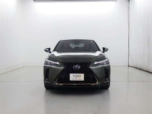 UX250h Fスポーツ 4WD