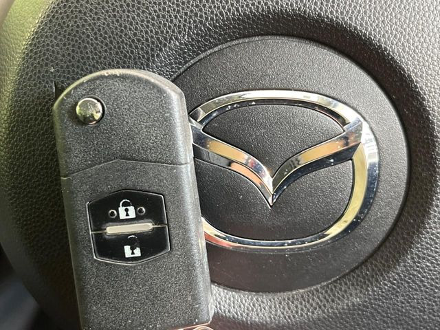 �y�A�h�o���X�g�L�[�z�J�o����|�P�b�g�ɓ��ꂽ�܂܂ł��h�A�̎{���E�������\�ȃX�}�[�g�L�[�𑕔��B�G���W���̃I���E�I�t�����J�M�����o���K�v����������Ƃ��Ă��֗��ł���