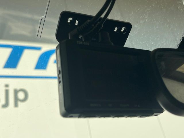 �y�h���C�u���R�[�_�[�z���S�E���S�ȃJ�[���C�t�ɕK�{�̃h���C�u���R�[�_�[�𑕔�!���s���͂������A������^�]�⎖�̂ɑ��������ۂ̏󋵂��f���ŋL�^���A����̃��X�N�ɔ����܂��B