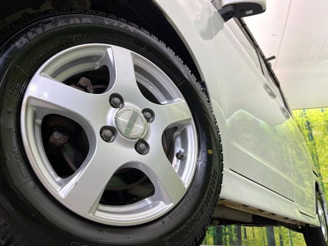 �y13�C���`�A���~�z�C�[���z�O�ςɃ}�b�`�����A���~�z�C�[���𑕒����Ă���܂��B�e��A���~�z�C�[����A�X�^�b�h���X�^�C�����戵�����Ă���܂��B���񂲑��k����������