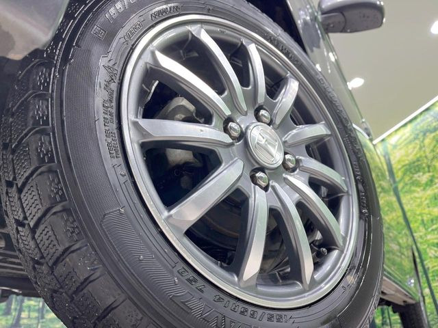 �y����14�C���`�A���~�z�C�[���z�O�ςɃ}�b�`���������A���~�z�C�[���𑕒����Ă���܂��B�e��ЊO�A���~�z�C�[����A�X�^�b�h���X�^�C�����戵�����Ă���܂��B���񂲑��k����������