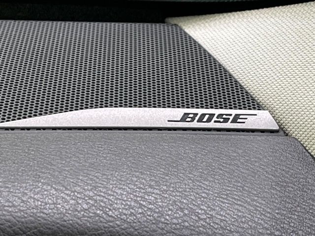 �yBOSE�T�E���h�V�X�e���t�������i�r�z�[���̃i�r�@�\�͂������A���x�ȃ`���[�j���O�\�͂����ڂ���Ă���A�������ȉ��y�����y���݂��������܂���