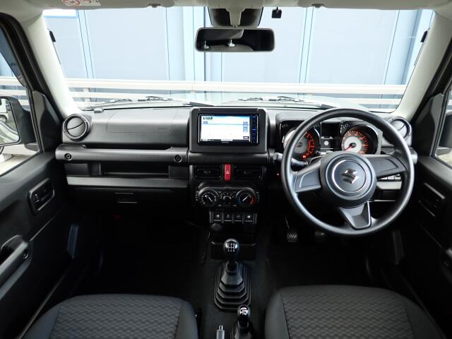 �C���p�l�摜�ɂȂ�܂��B�ԓ��͐��Ǝ҂ɂĎ����N���[�j���O�{�H�ς݂Ȃ̂ŁA��ϐ����ł��B