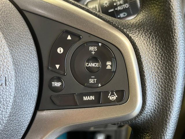 �y�A�_�v�e�B�u�N���[�Y�R���g���[���z�������H�ł̒��������s���y��!!�����ő��x��ۂN���[�Y�R���g���[�����A�Փˌy���V�X�e���ƘA�g���A�O���̎ԗ������m���ĎԊԂ�ۂ悤�ɑ��x���߂��Ă���܂�!!