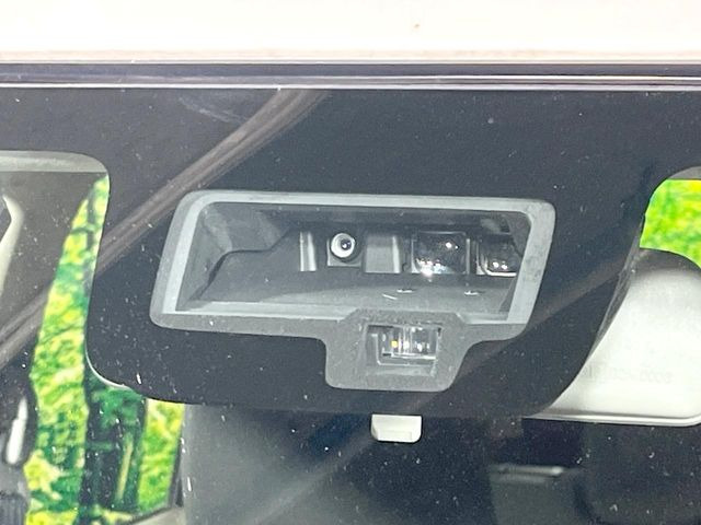 �y�X�Y�L �Z�[�t�e�B�T�|�[�g�z���s���ɑO���̎ԗ�����F�����A�Փ˂������Ȏ��͌x��ƃu���[�L�ŏՓˉ���Ɣ�Q�y�����A�V�X�g�B�����S�Ƀh���C�u�����y���݂��������܂��B