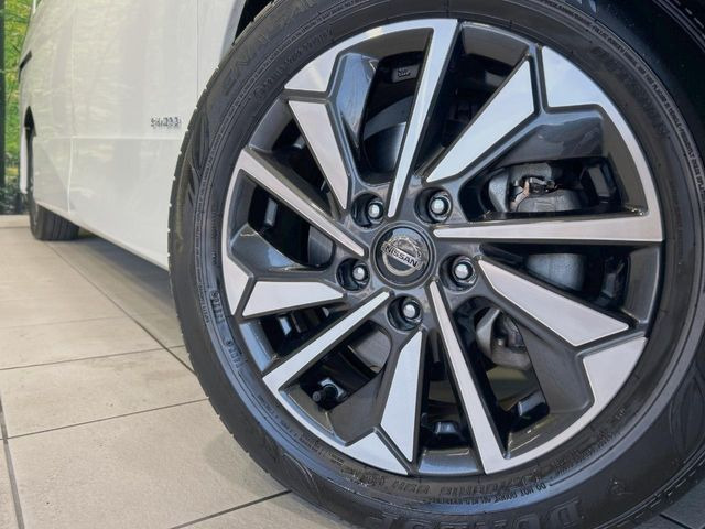 �y����16�C���`�A���~�z�C�[���z�O�ςɃ}�b�`���������A���~�z�C�[���𑕒����Ă���܂��B�e��ЊO�A���~�z�C�[����A�X�^�b�h���X�^�C�����戵�����Ă���܂��B���񂲑��k����������