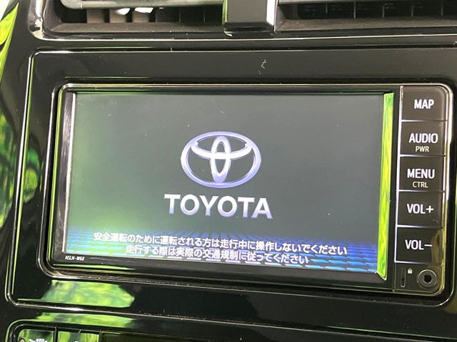 �y�����i�r�z�l�C�̏����i�r�𑕔����Ă���܂��B�i�r�̎g���₷���͂������A�I�[�f�B�I�@�\���[��!�L�����v�◷�s�͂������A�ʋ΂┃�����ȂǕ��i�̃h���C�u���y�����Ȃ�͂���