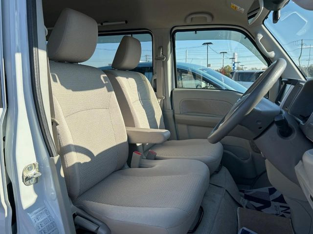 �^�]�ȃV�[�g���͎g�p�������Ȃ��A�ǍD�ȏ�ԂƂȂ��Ă��܂��B���J�Ɏg���Ă������Ƃ��悭�킩��܂��ˁB