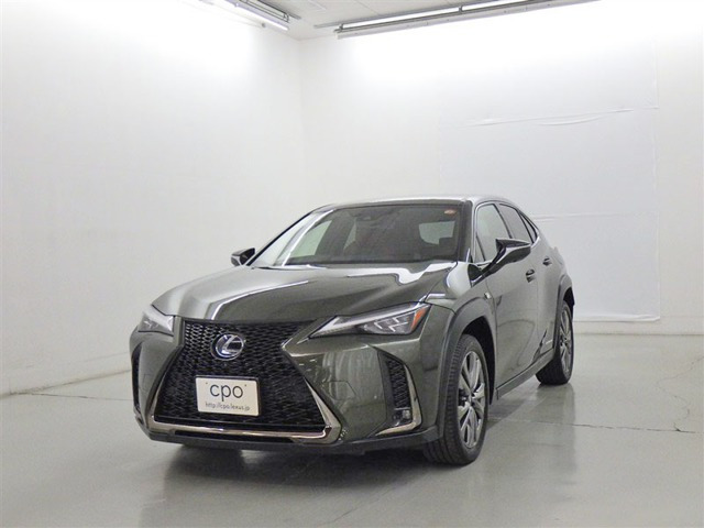 UX250h Fスポーツ 4WD