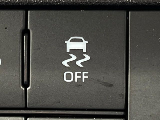 �y������h�~���u�z�ԗ��̉���������m����ƁA�����I�Ɏԗ��̐i�s������ۂ悤�Ɏԗ��𐧌䂵�܂��B�J�̓��ȂǊ���₷���H�ʏ󋵂ł����S�ȉ^�]���\�ł��B