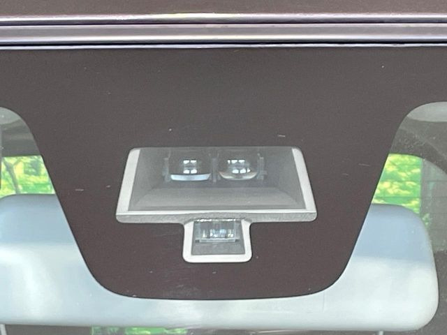 �y�X�Y�L �Z�[�t�e�B�T�|�[�g�z���s���ɑO���̎ԗ�����F�����A�Փ˂������Ȏ��͌x��ƃu���[�L�ŏՓˉ���Ɣ�Q�y�����A�V�X�g�B�����S�Ƀh���C�u�����y���݂��������܂��B