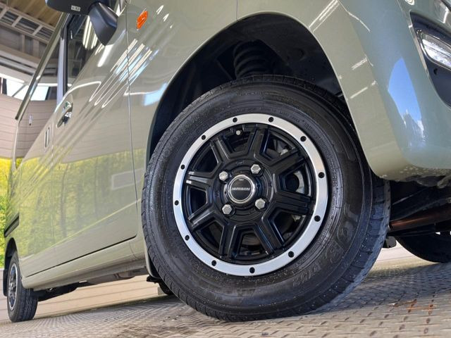 �y12�C���`�A���~�z�C�[���z�O�ςɃ}�b�`�����A���~�z�C�[���𑕒����Ă���܂��B�e��A���~�z�C�[����A�X�^�b�h���X�^�C�����戵�����Ă���܂��B���񂲑��k����������