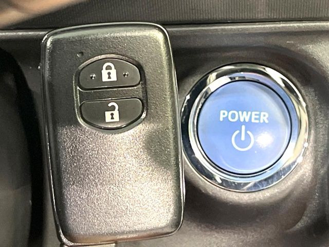 �y�X�}�[�g�L�[�z�J�o����|�P�b�g�ɓ��ꂽ�܂܂ł��h�A�̎{���E�������\�ȃX�}�[�g�L�[�𑕔��B�G���W���̃I���E�I�t�����J�M�����o���K�v����������Ƃ��Ă��֗��ł���