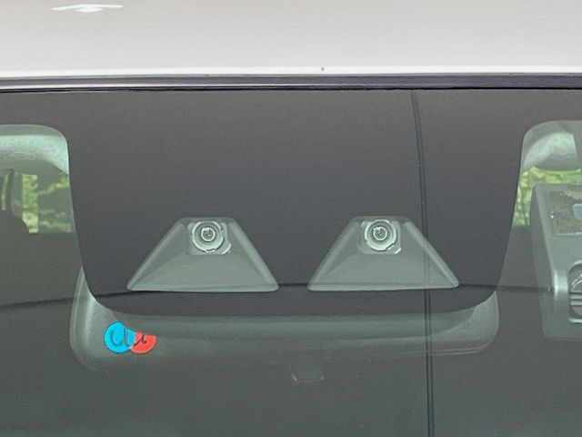 �y�X�}�[�g�A�V�X�g�z���s���ɑO���̎ԗ�����F�����A�Փ˂������Ȏ��͌x��ƃu���[�L�ŏՓˉ���Ɣ�Q�y�����A�V�X�g�B�����S�Ƀh���C�u�����y���݂��������܂��B