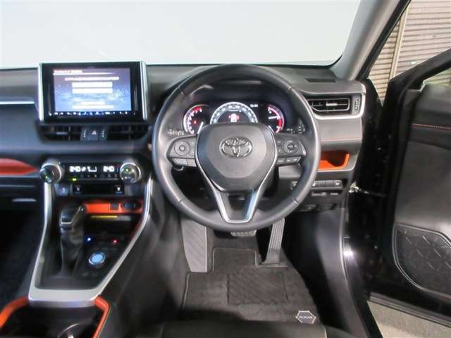 RAV42.0 アドベンチャー 4WD