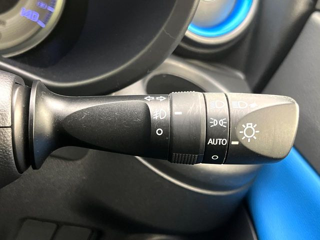 �y�I�[�g���C�g�z����̖��邳�ɉ����Ď����Ńw�b�h���C�g�̓_���E�������ł���@�\�ł�!���C�g�̕t���Y��E�����Y��Ȃǂ������Ȃ�A�J�̓���[���̑��s�����S!�g���l���ʉߎ����֗��ł��ˁ�