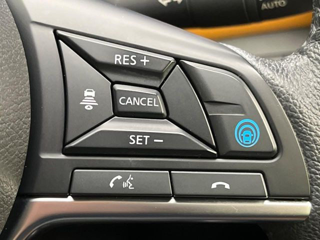 �y�v���p�C���b�g�z�������H�ł̒��������s���y��!!�a�؎��Ə��񑖍s�̃V�[���ŁA�A�N�Z���E�u���[�L�E�X�e�A�����O�������Ő��䂵�A�������^�]�̕��S���y�����Ă���܂���