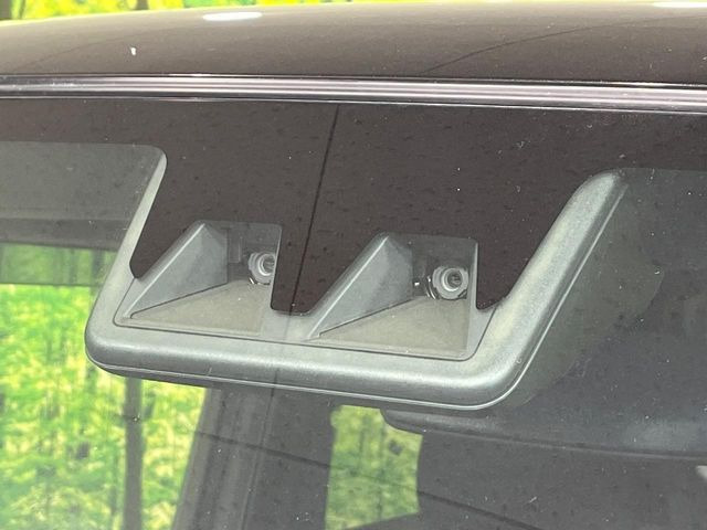 �y�X�}�[�g�A�V�X�g�z���s���ɑO���̎ԗ�����F�����A�Փ˂������Ȏ��͌x��ƃu���[�L�ŏՓˉ���Ɣ�Q�y�����A�V�X�g�B�����S�Ƀh���C�u�����y���݂��������܂��B