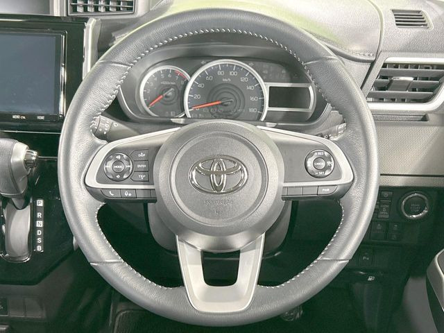 �y�����v�����X�e�A�����O�z�㎿�Ȋv���g�p���邱�ƂŁA��ɂ����������݂ƂĂ��^�]���₷���n���h���ł���