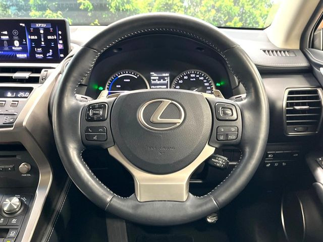 �y�X�e�A�����O�X�C�b�`�z�^�]���A�O������ڐ������炷���ƂȂ��A�I�[�f�B�I���̑��삪�\�ȕ֗��@�\!���S&���K�ȃh���C�u�����o���Ă���܂���