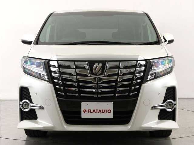 大迫力のフロントフェイスです!状態は非常にいいですが、コーティング施工により更なる質感をご提供できます。プランは数多く御座いますので、お気軽にお申し付けください!