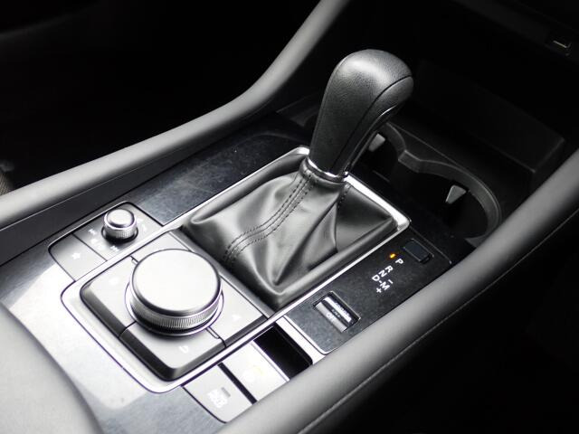 �V�t�g�m�u�̓X�����Ȃ��A���ꂢ�ȏ�Ԃł��B���ł��G��镔�������ꂢ���Ƒ�؂ɏ���Ă������Ƃ�������܂���B