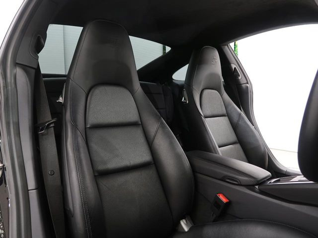 �V�[�g�ɂ��Ă���ԗǂ��ێ�����Ă���̂ł��B�I�[�g�X�e�[�W�ł͐�p�̃V�[�g���n���K�[�h����R�[�e�B���O�����p�ӂ��Ă�܂��B���񂨐\���t���������B