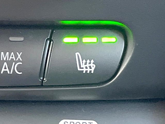 ���t�����g�V�[�g�q�[�e�B���O:�^�]�ȁE����ȋ��ɎO�i�K�Œ��߂��\�ȃV�[�g�q�[�^�[�𑕔����Ă���܂��B�G�߂��킸���K�ɂ��g�p���������܂��B