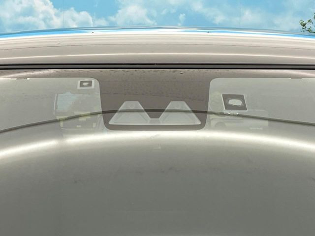 �y�X�}�[�g�A�V�X�g�z���s���ɑO���̎ԗ�����F�����A�Փ˂������Ȏ��͌x��ƃu���[�L�ŏՓˉ���Ɣ�Q�y�����A�V�X�g�B�����S�Ƀh���C�u�����y���݂��������܂��B