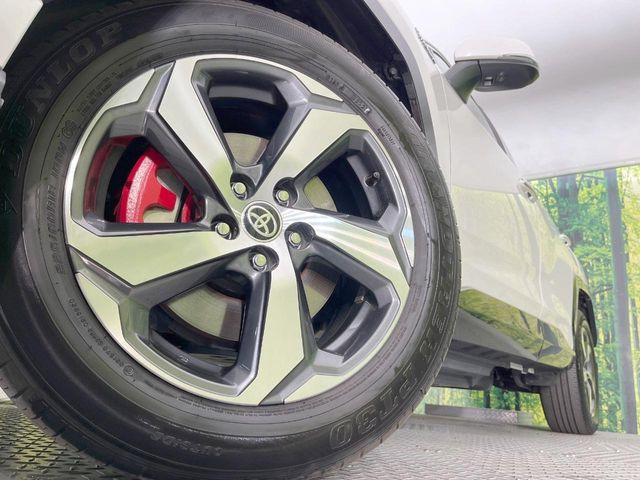 �y�����A���~�z�C�[���z�O�ςɃ}�b�`���������A���~�z�C�[���𑕒����Ă���܂��B�e��ЊO�A���~�z�C�[����A�X�^�b�h���X�^�C�����戵�����Ă���܂��B���񂲑��k����������