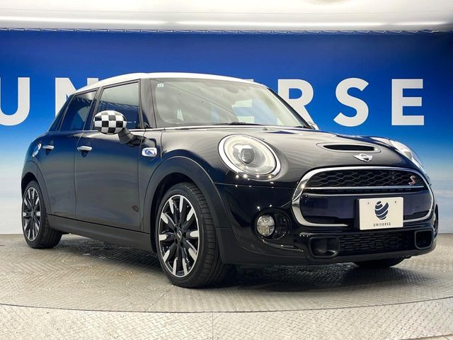 �������t�т̕ۏ؂̑��A���S�̍Œ�3�N�E���s�������ۏ�(�L��)�����p�ӁB�A���Ԃ����S���Ă��y���݂���������l�A�ۏؓ��e���[���͂������A�����_��&�I�C�������⃍�[�h�T�[�r�X���t�т��Ă���܂��B