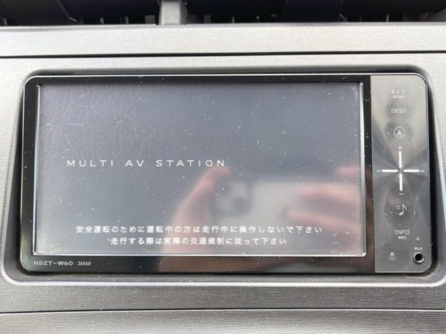 �y�����i�r�z�l�C�̏����i�r�𑕔����Ă���܂��B�i�r�̎g���₷���͂������A�I�[�f�B�I�@�\���[��!�L�����v�◷�s�͂������A�ʋ΂┃�����ȂǕ��i�̃h���C�u���y�����Ȃ�͂���