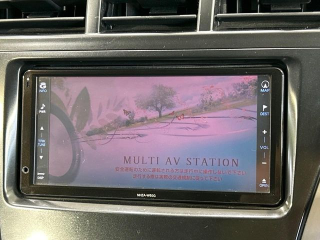 �y�����i�r�z�l�C�̏����i�r�𑕔����Ă���܂��B�i�r�̎g���₷���͂������A�I�[�f�B�I�@�\���[��!�L�����v�◷�s�͂������A�ʋ΂┃�����ȂǕ��i�̃h���C�u���y�����Ȃ�͂���