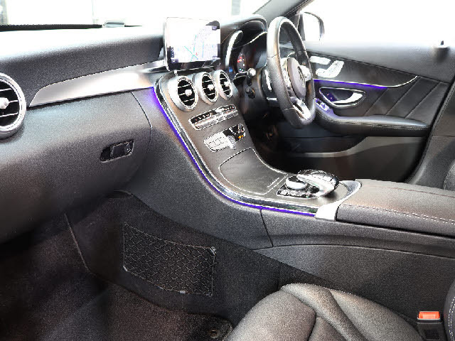 CクラスC200 アバンギャルド AMGライン