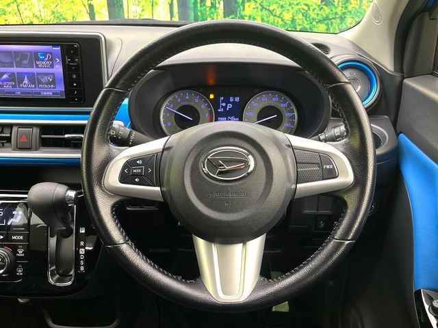 �y�����v�����X�e�A�����O�z�㎿�Ȋv���g�p���邱�ƂŁA��ɂ����������݂ƂĂ��^�]���₷���n���h���ł���