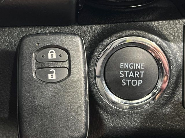 �y�X�}�[�g�L�[�z�J�o����|�P�b�g�ɓ��ꂽ�܂܂ł��h�A�̎{���E�������\�ȃX�}�[�g�L�[�𑕔��B�G���W���̃I���E�I�t�����J�M�����o���K�v����������Ƃ��Ă��֗��ł���