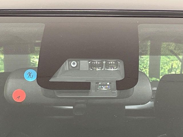 �y�g���^�Z�[�t�e�B�Z���X�z���s���ɑO���̎ԗ�����F�����A�Փ˂������Ȏ��͌x��ƃu���[�L�ŏՓˉ���Ɣ�Q�y�����A�V�X�g�B�����S�Ƀh���C�u�����y���݂��������܂��B