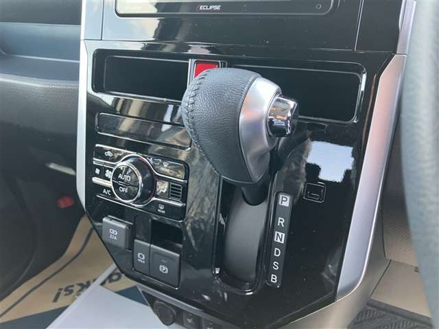 ルーミー1.0 カスタム G 4WD