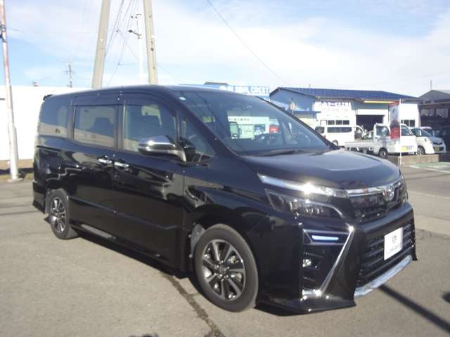 ヴォクシー2.0 ZS 煌III 4WD